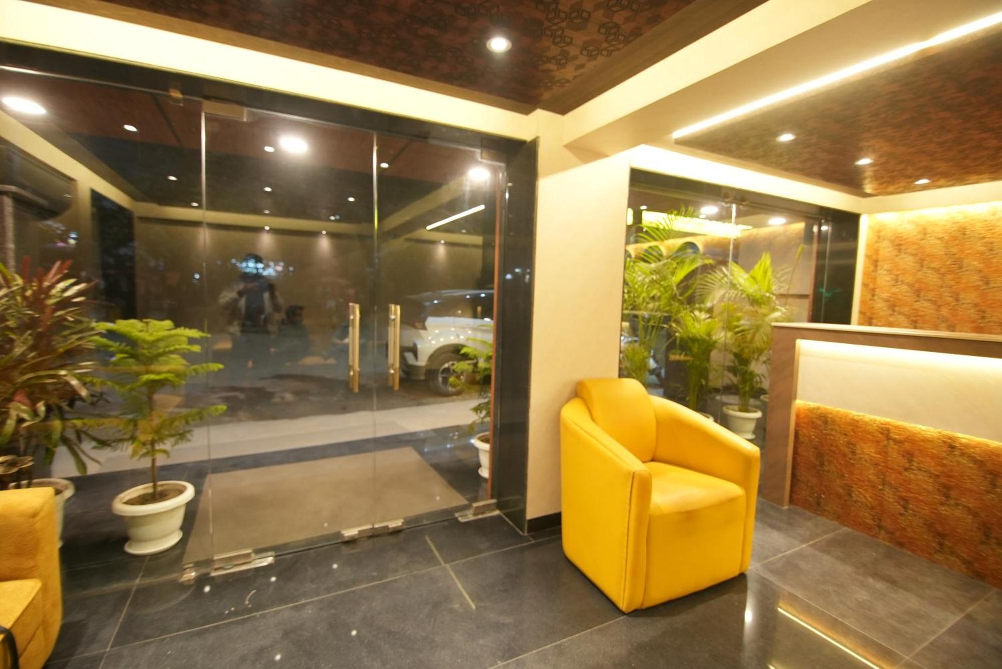Hotel Dc Star Kolkata Exterior photo